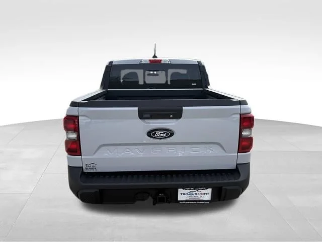 New 2025 White Ford Lariat image 10
