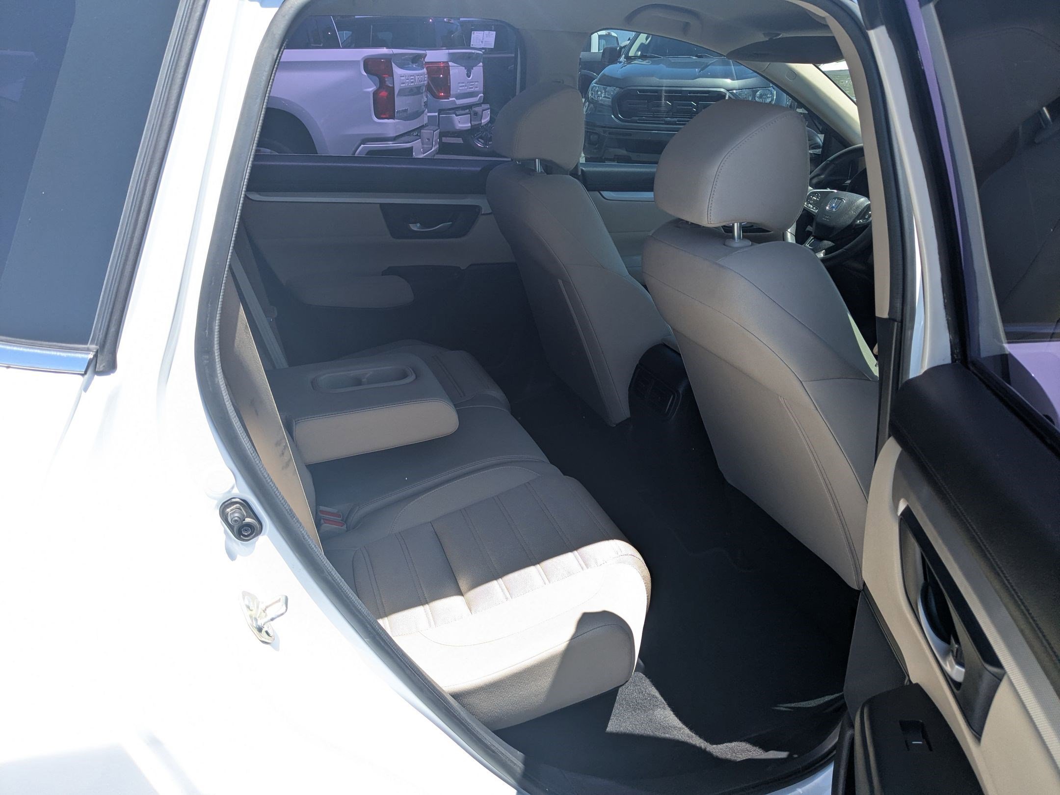 Used 2019 Platinum White Pearl Honda LX image 30