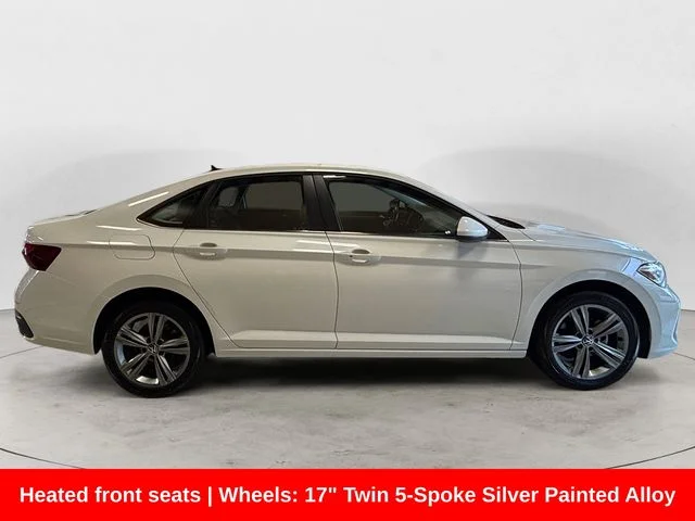 Used 2024 White Volkswagen 1.5T SE image 7