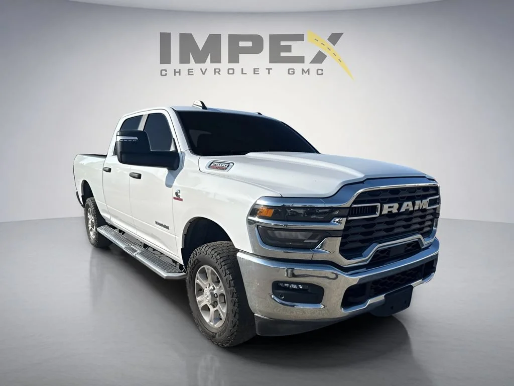 Used 2025 White Ram Big Horn image 7