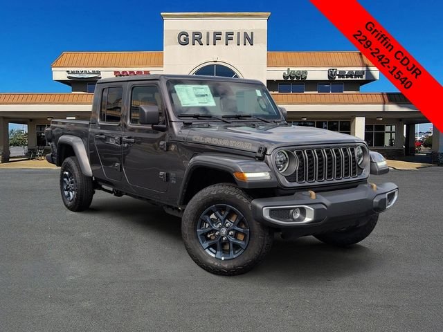 New 2026 Granite Crystal Metallic Clear-Coat Exterior Paint Jeep 85th Anniversary Edition image 2