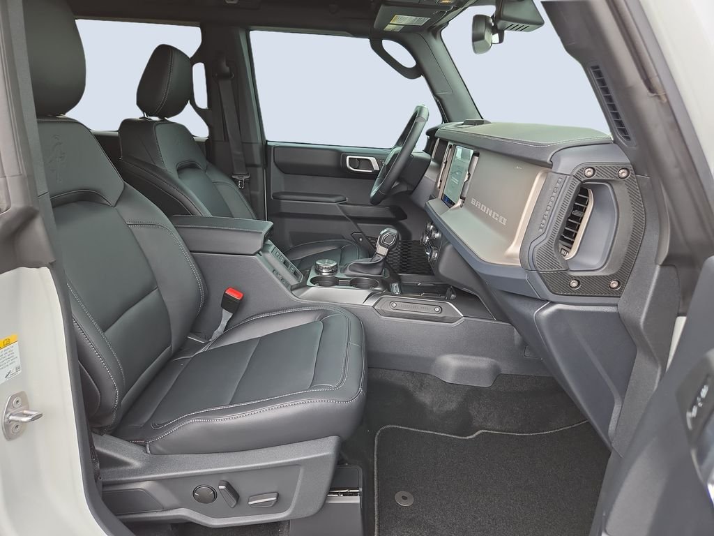 New 2026 Avalanche Gray Ford Outer Banks® image 28