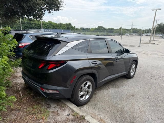 Used 2022 Portofino Gray Hyundai SE image 3