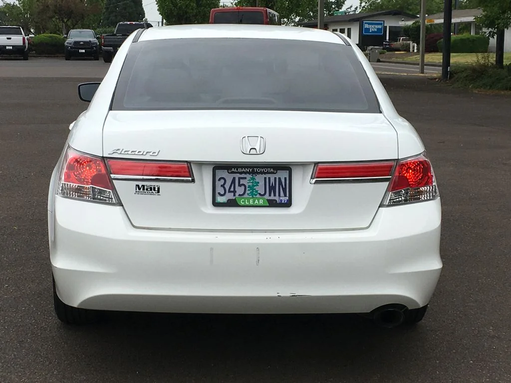 Used 2011 White Honda LX-P image 5