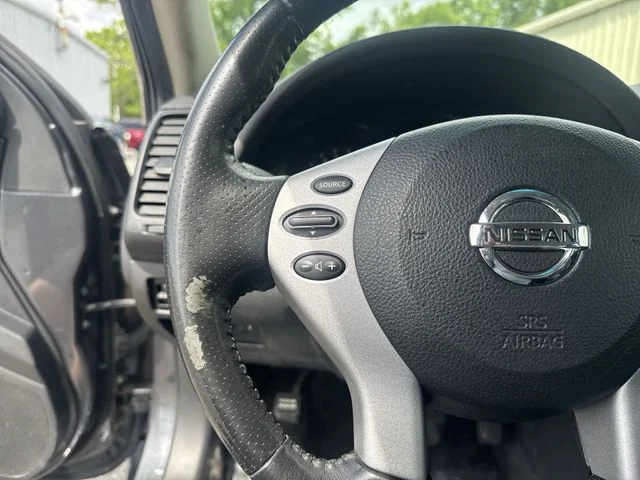 Used 2009 Gray Nissan 2.5 SL image 16