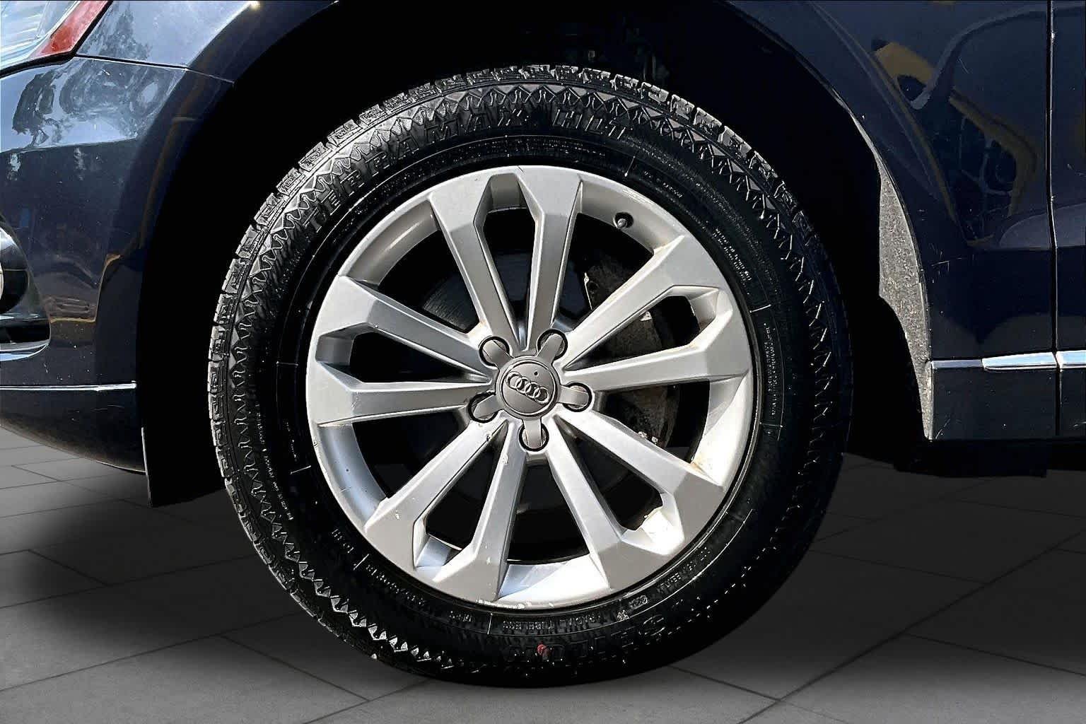Used 2015 Moonlight Blue Metallic Audi Premium Plus image 10