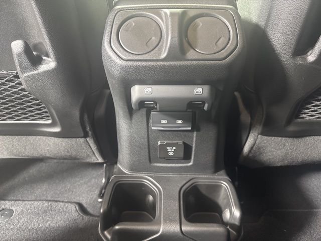 Used 2025 Bright White Clearcoat Jeep Mojave image 13