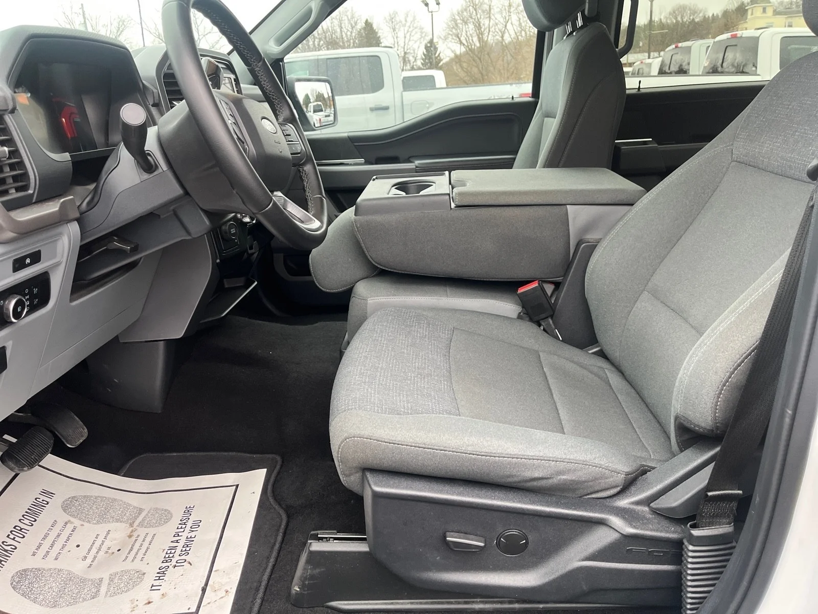 Used 2025 White Ford XLT image 13