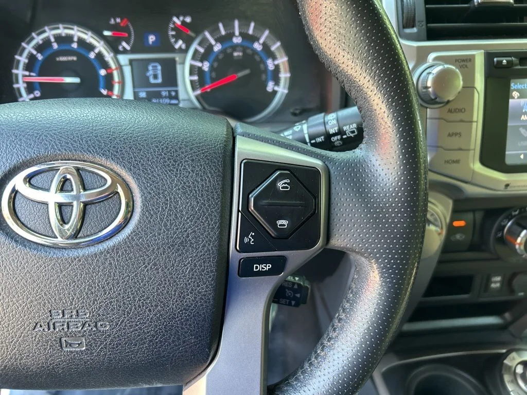 Used 2018 White Toyota SR5 Premium image 22