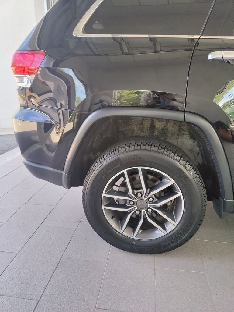 Used 2019 Black Jeep Limited image 12
