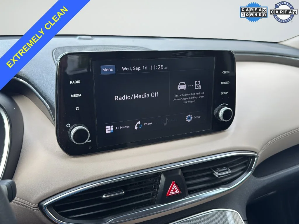 Used 2023 White Hyundai SE image 14