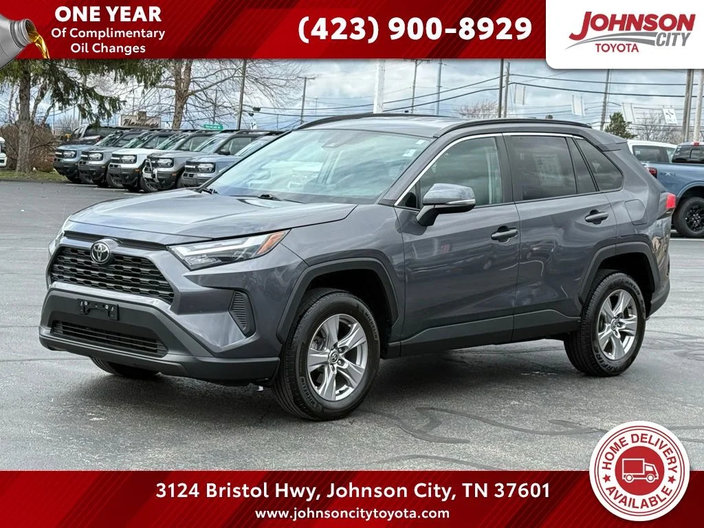 2022 Toyota RAV4 XLE AWD's photo