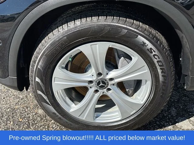 Used 2018 Black Mercedes-Benz GLC 300 image 13