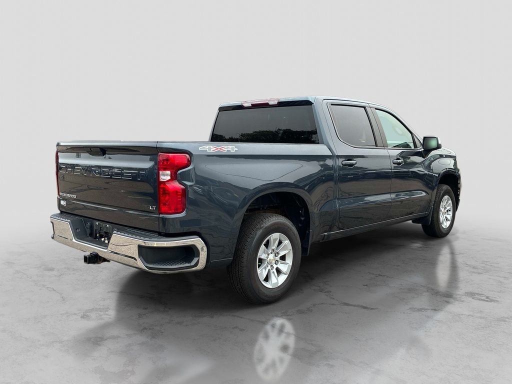 Used 2021 Gray Chevrolet LT image 7