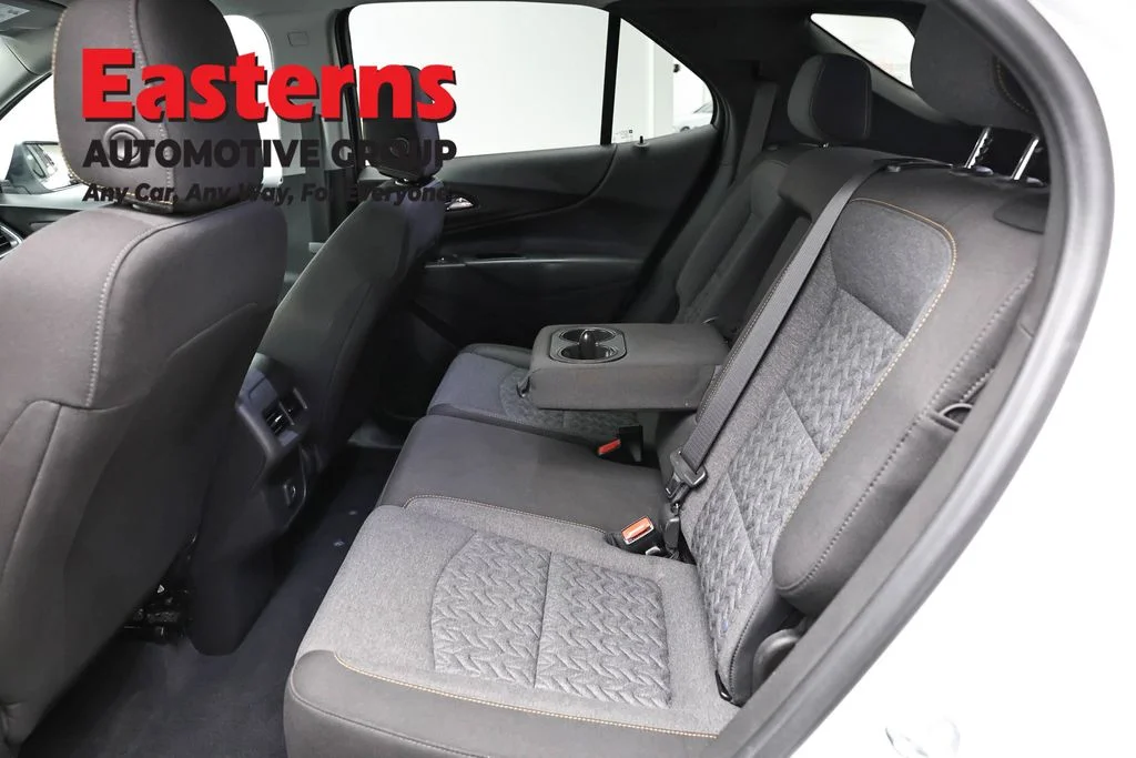 Used 2022 White Chevrolet LT image 20