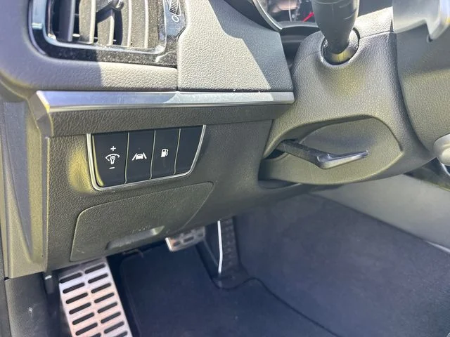 Certified Used 2023 Green Kia GT-Line image 13
