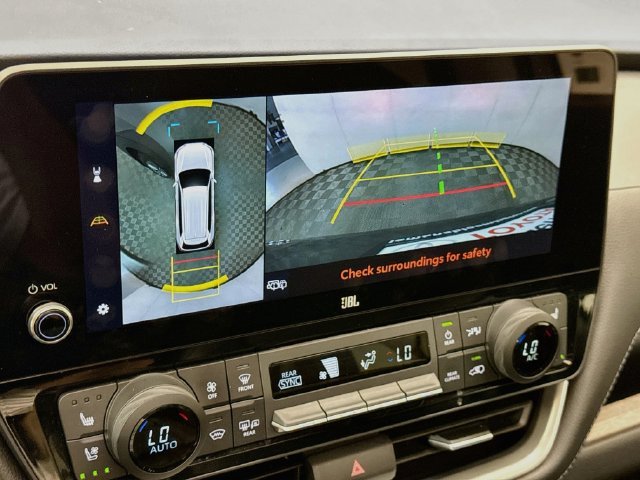2025 Toyota Grand Highlander Limited - Photo 14