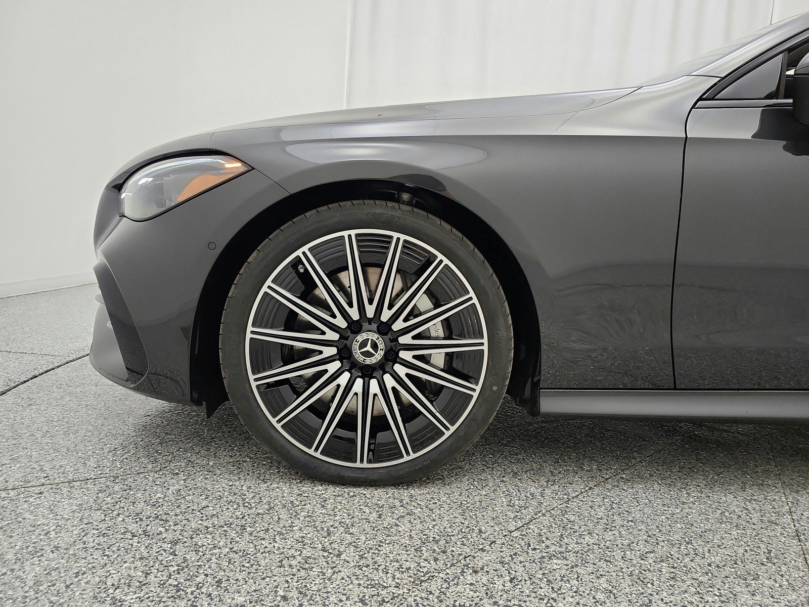 New 2027 Graphite Grey Metallic Mercedes-Benz CLE 450 4MATIC® Coupe image 12