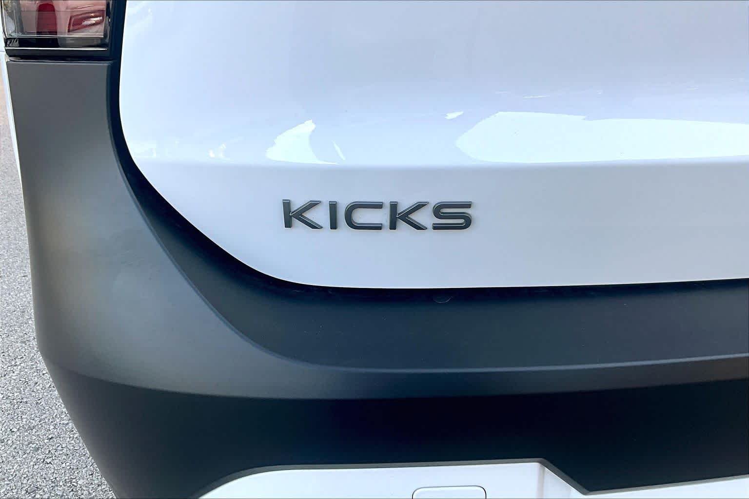 New 2027 QM1/FRESH POWD Nissan S image 8