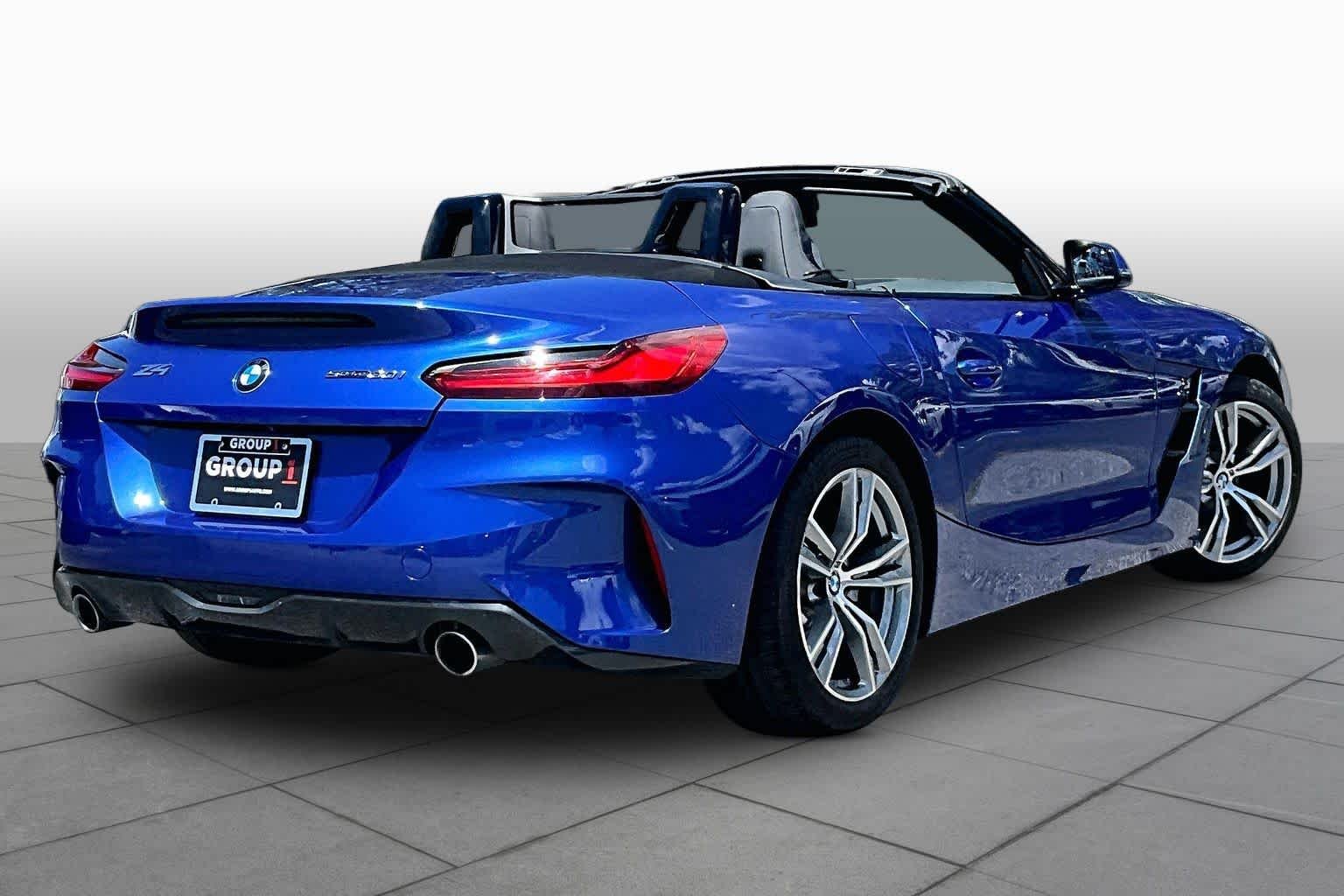 Certified Used 2026 Portimao Blue Metallic BMW sDrive30i image 13