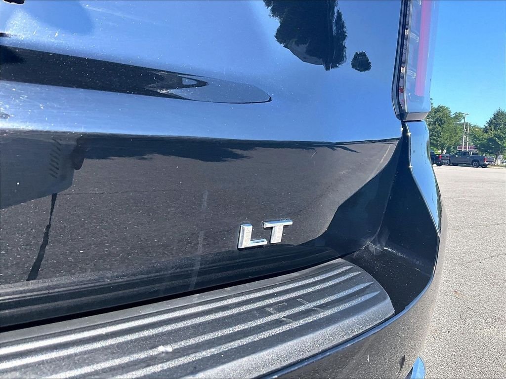 Used 2025 Black Chevrolet LT image 29