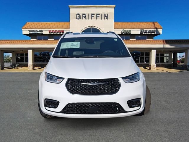 2026 Chrysler Pacifica Limited - Photo 12