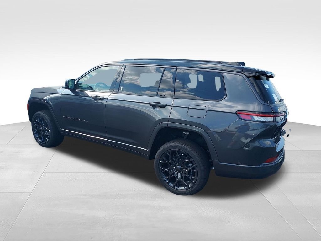 New 2026 Baltic Gray Metallic Clear-Coat Exterior Paint Jeep Summit image 3
