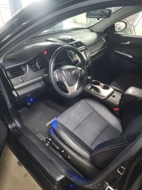 Used 2014 Black Toyota SE image 6