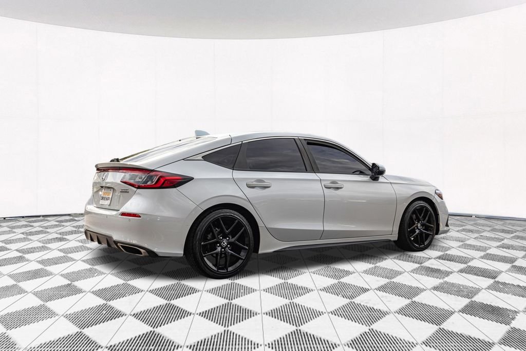 Used 2023  Honda Sport Touring image 9