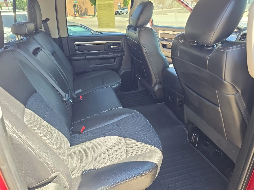 Used 2018 Red Ram  image 32