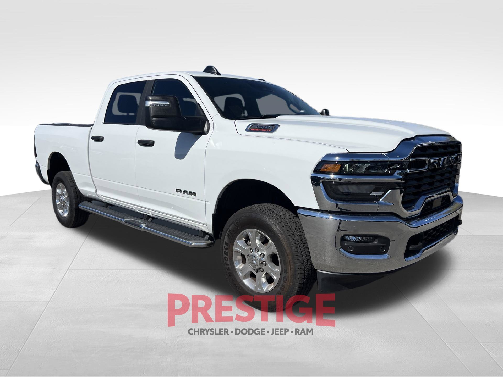Used 2026 White Ram Big Horn image 5