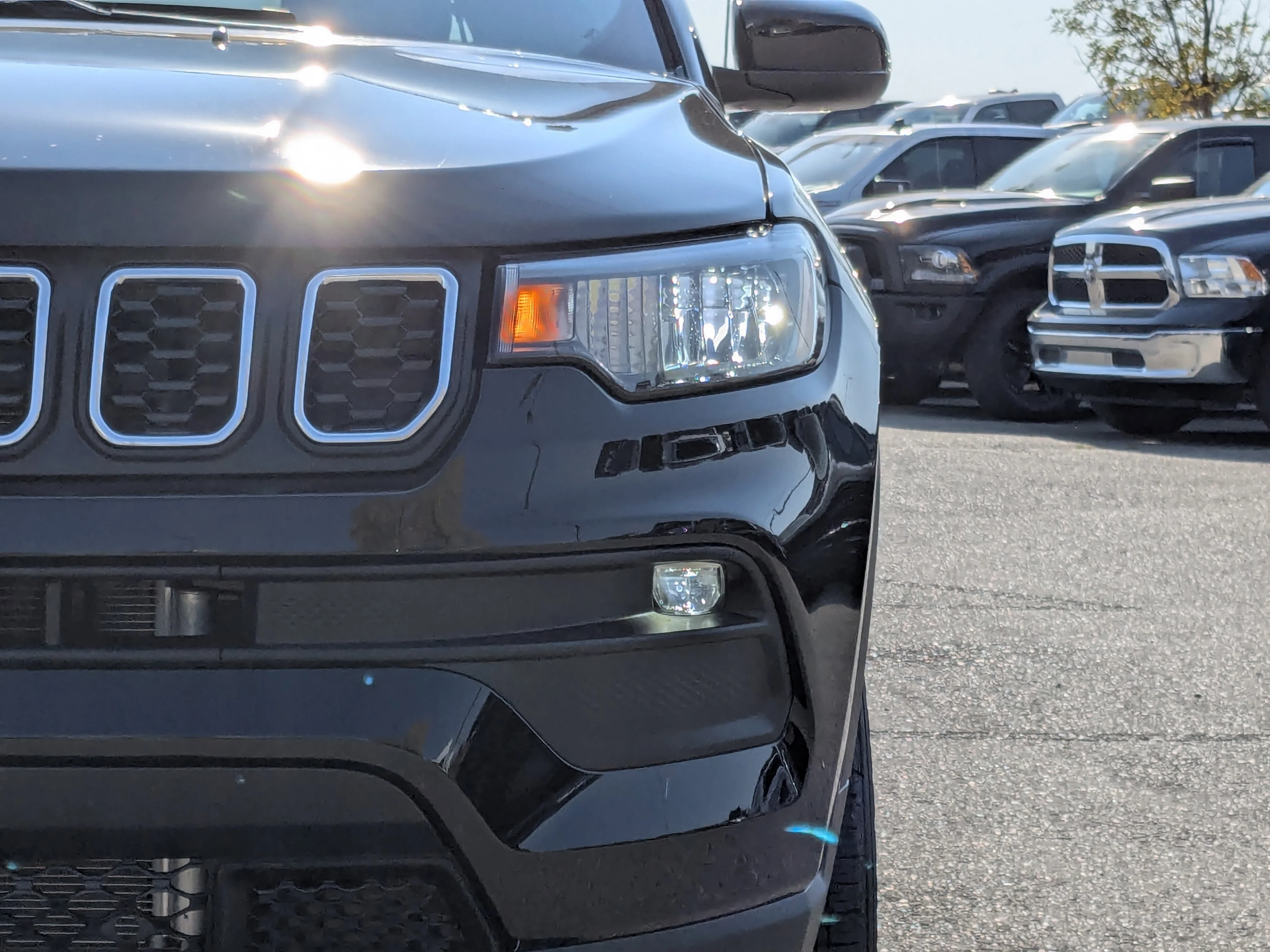 New 2026 Black Jeep North - Panoramic Sunroof - Alpine Audio -  Adaptive Cruise - Power Liftgate & Tons More! image 10