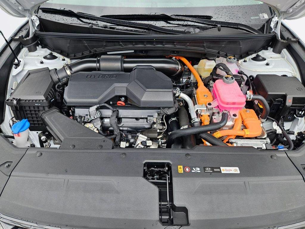 New 2026 White Hyundai SEL AWD image 32