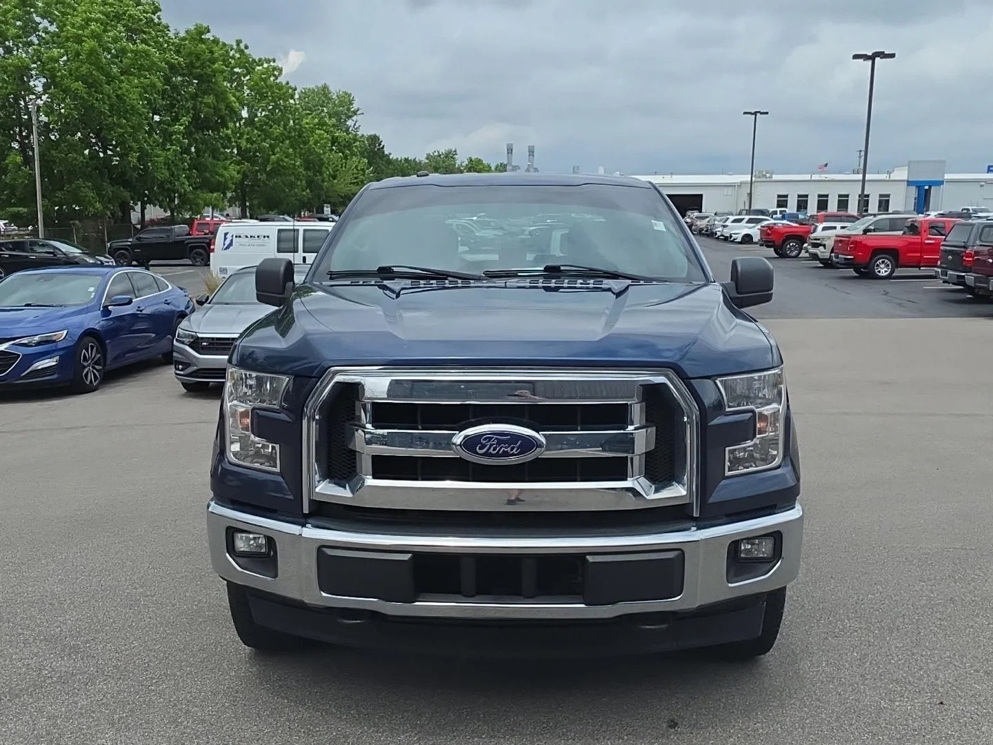 Used 2017 Blue Jeans Ford XLT image 8