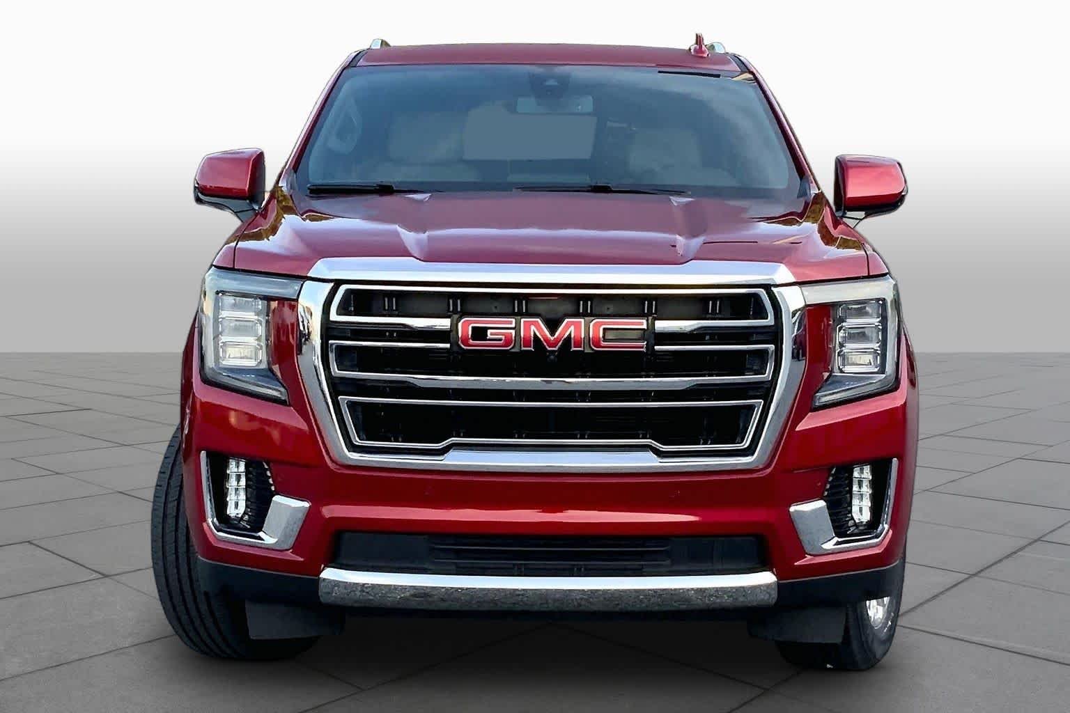 Used 2022 Cayenne Red Tintcoat GMC SLT image 4