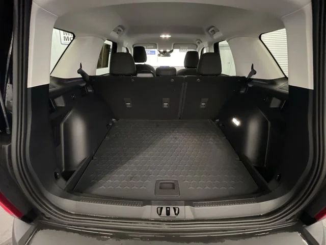 Used 2024 Shadow Black Ford Big Bend image 22