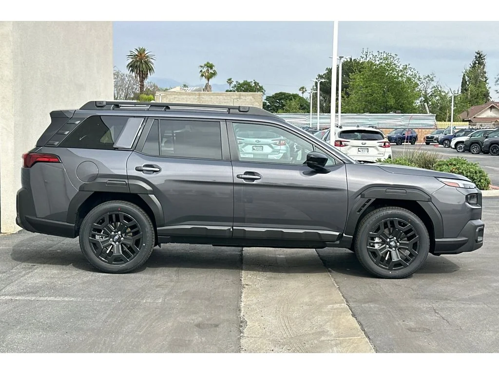 New 2026 MAGNETITE GRAY METALLIC Subaru Limited XT image 2