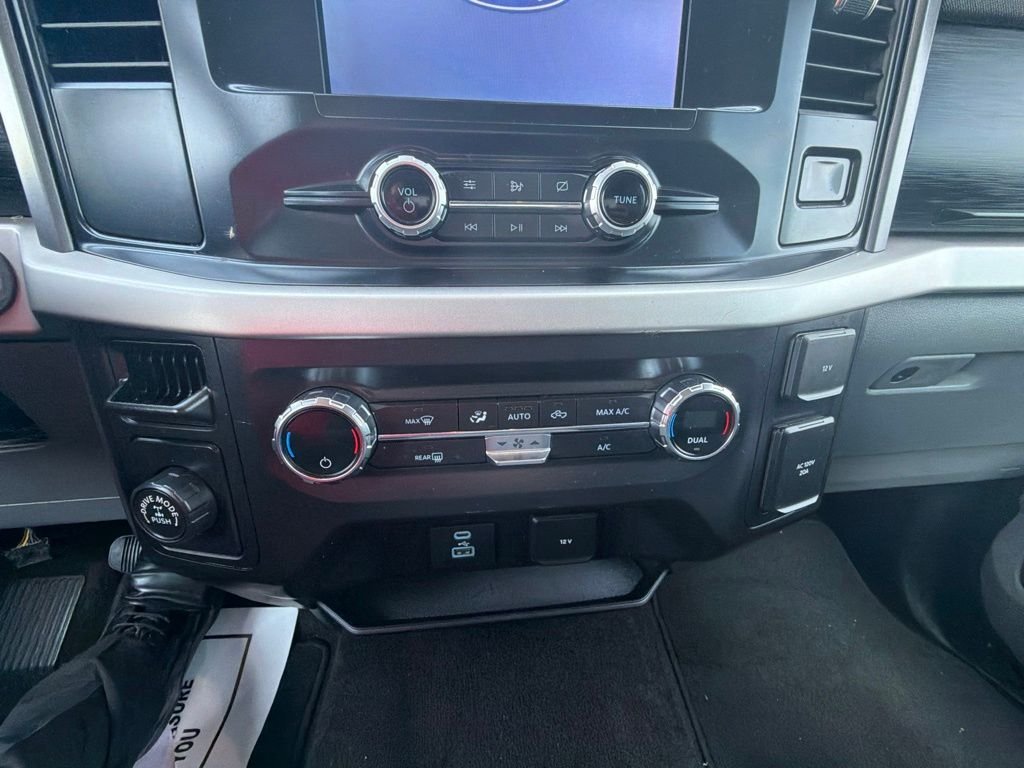 Used 2021 White Ford XLT image 35