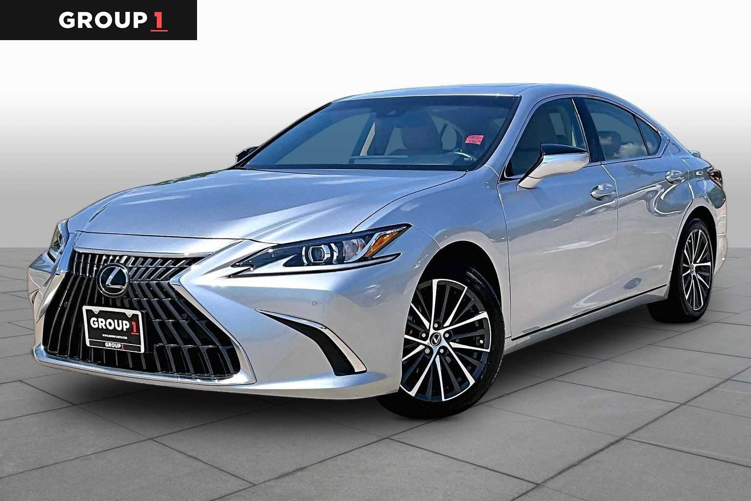 2025 Lexus ES 300h 300h's photo