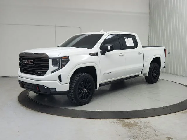 Used 2023 White GMC AT4X image 4