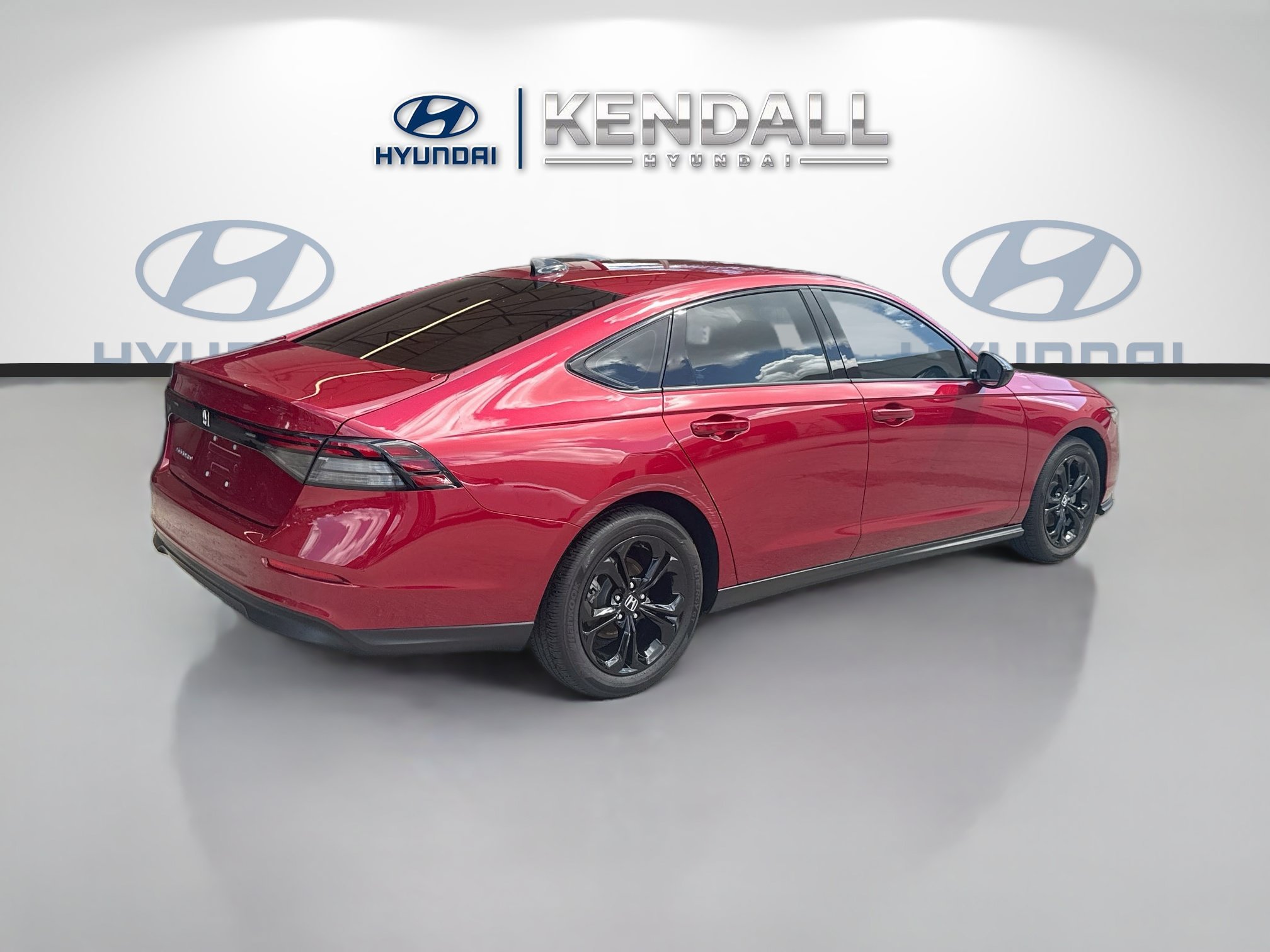 Used 2025 Radiant Red Metallic Honda SE image 6
