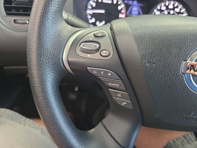 Used 2019 Blue Nissan S image 19