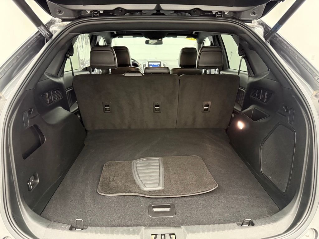 Used 2022 Carbonized Gray Metallic Ford ST image 10