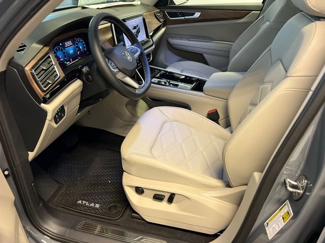 New 2026 Gray Volkswagen 2.0T SE w/Technology image 6