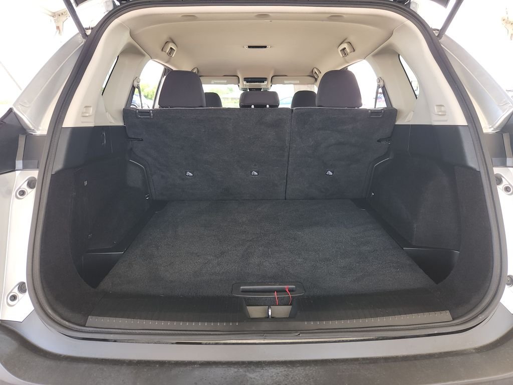 Used 2021 Silver Nissan SV image 14