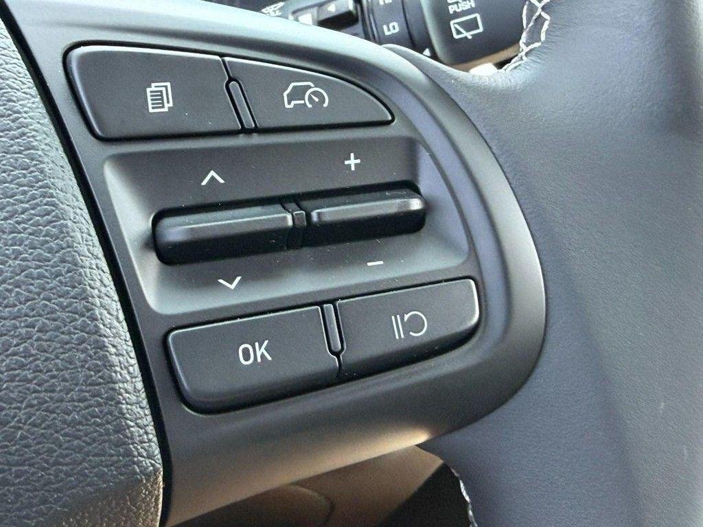 New 2026 Black Hyundai SEL image 13