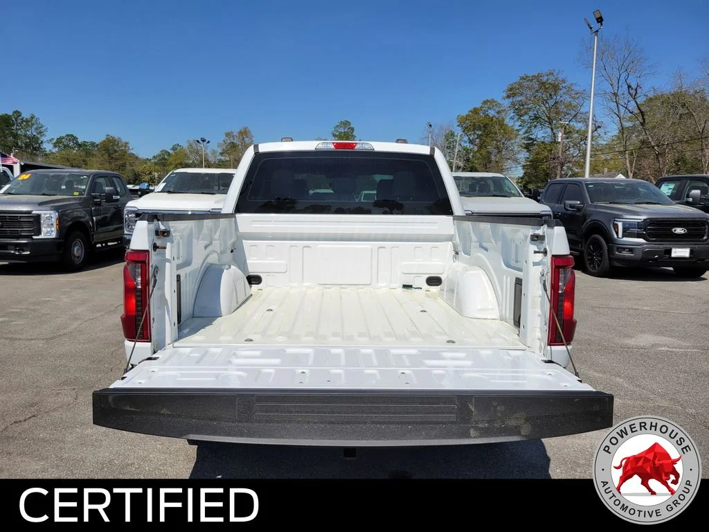 Used 2025 White Ford XL image 14