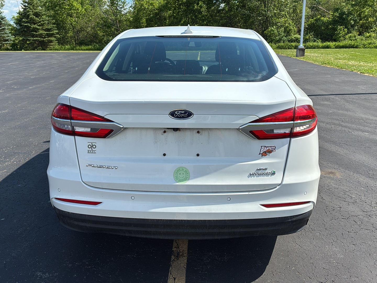 Used 2019 Oxford White Ford  image 16