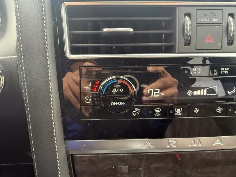 Used 2022 Gray Nissan Platinum image 15
