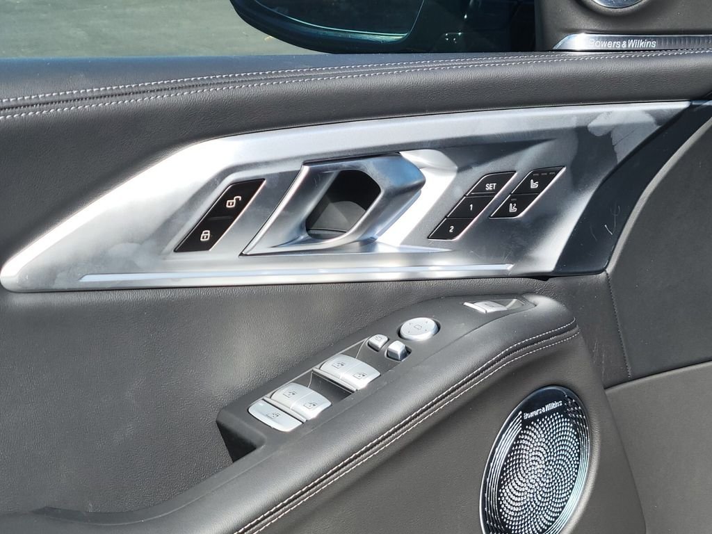 2026 BMW XM Base - Photo 18